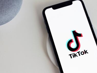 TikTok заключва акаунтите на потребителите под 16 години