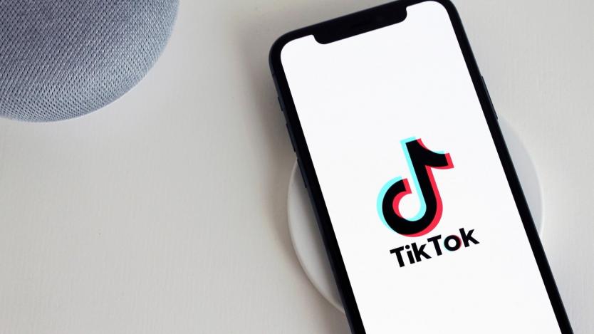 TikTok заключва акаунтите на потребителите под 16 години