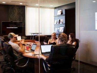 Бизнесът си спечели доверието на обществото в пандемията