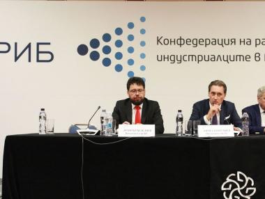 КРИБ иска санкции за отопляващите се на твърдо гориво в София