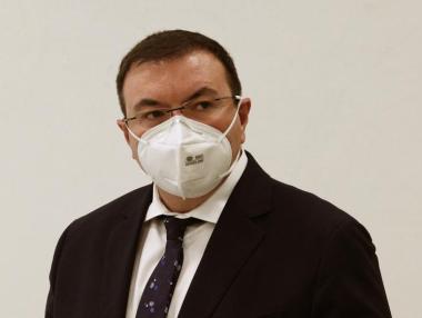 Здравният министър предлага удължаване на обстановката с три месеца