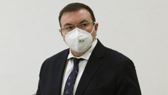 Със заповед Ангелов оставя заведенията затворени до март