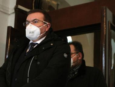 Ангелов: Не целя да убия туристическия бранш