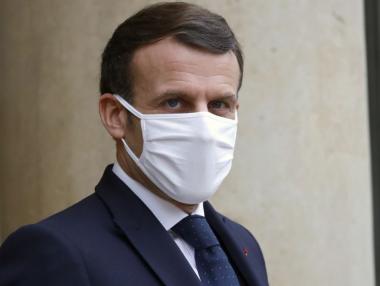 Макрон: Ваксината на AstraZeneca не предпазва възрастните