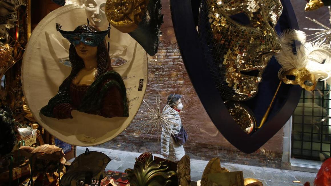 Галерия :: Снимка 3 :: Празните улици на Венеция по време на карнавалния сезон (снимки)}