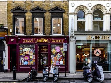 Британският бизнес иска яснота кога ще заработи отново