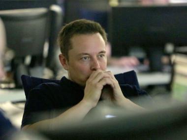 Мъск чипира маймуна и я научи да играе видеоигри