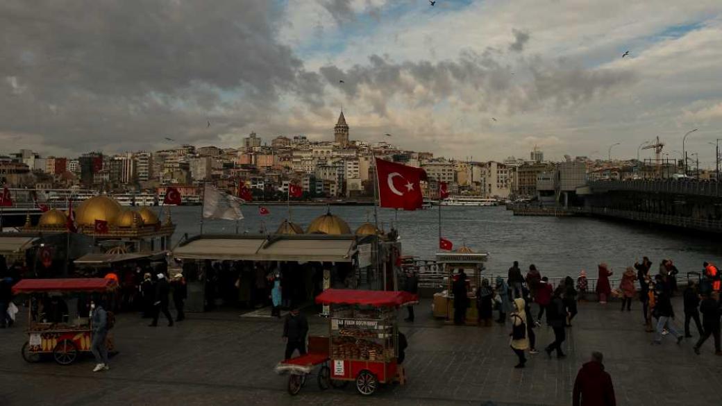 Турската лира скочи до шестмесечен връх