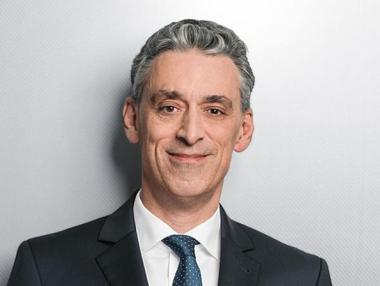 Шефът на DHL обвини правителствата, че не се справят с ваксините