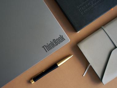 Пандемията изстреля печалбите на Lenovo до исторически връх