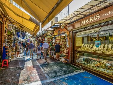 Гърция е на крачка от пълен локдаун