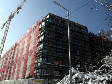 Ентусиазмът на строителите отслабва