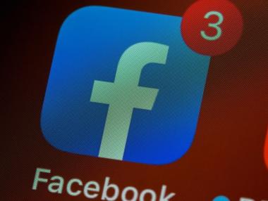 Facebook иска да клонира новия хит в социалните мрежи