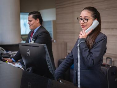 Британският сайт за резервации за хотелска карантина се срина за минути