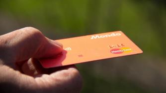 Mastercard разрешава плащания с криптовалути