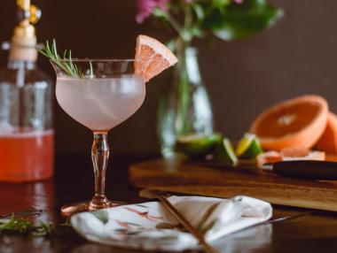 Кризисна трансформация на баровете в България