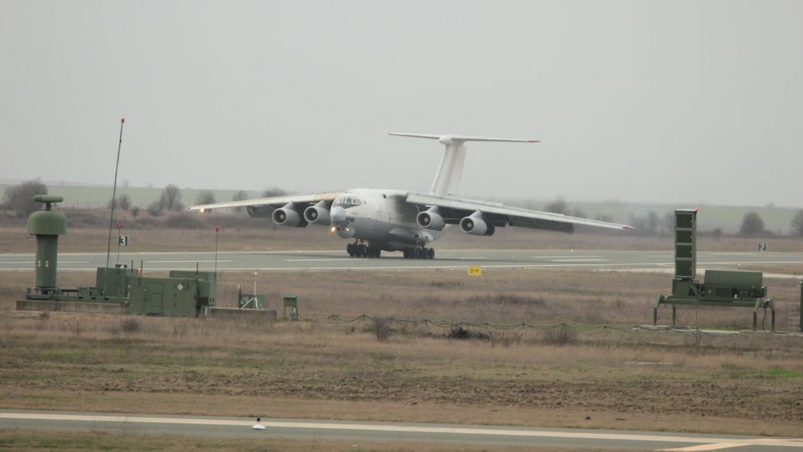 Галерия :: Снимка 3 :: Старите съветски Су-25 вече са модернизирани (снимки)}