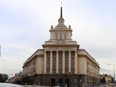 Управляващите добавиха осигурителна тежест за безработните в пандемията