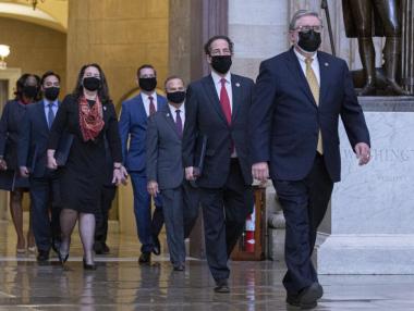 Републиканците в Сената спасиха Тръмп от импийчмънт