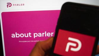Parler възкръсна онлайн след едномесечно отсъствие