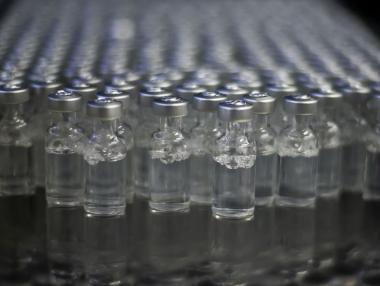 СЗО отчита намаление на COVID случаите по света