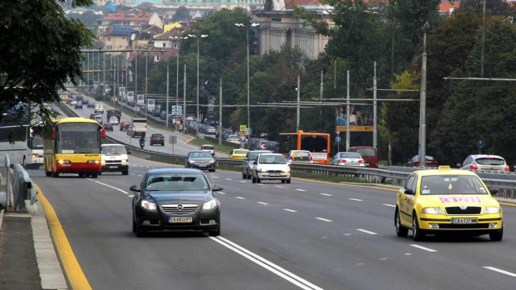 Автомобилният пазар в България започна годината със спад