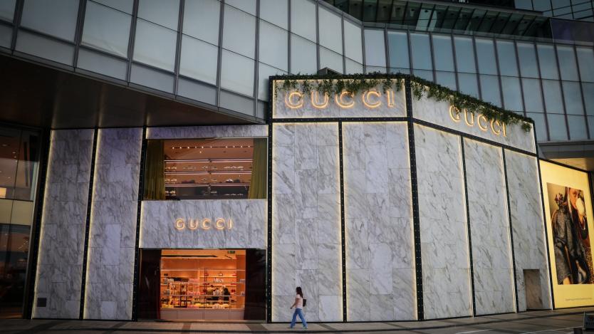 Пандемията стопира възхода на Gucci