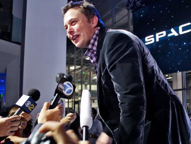 SpaceX добави $850 млн. към оценката си от $74 млрд.