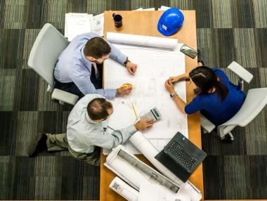 Всяка четвърта фирма в Обединеното кралство планира съкращения