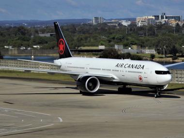 Хотелска карантина за българите, влизащи в Канада