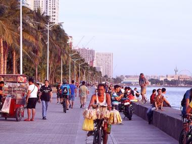 Филипините предлагат медицински сестри в замяна на ваксини
