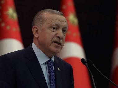 Как за 4 дни Ердоган срина лирата с над 3%