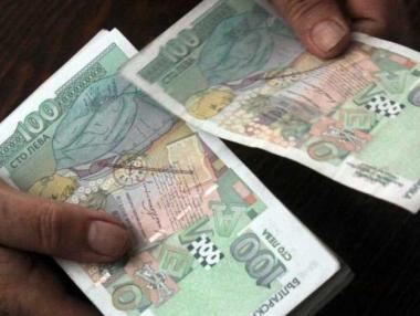 Парите за безлихвените кредити до 6900 лв. са на изчерпване