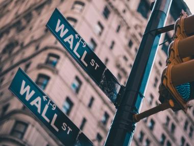 Фед върна петрола на върховете отпреди година