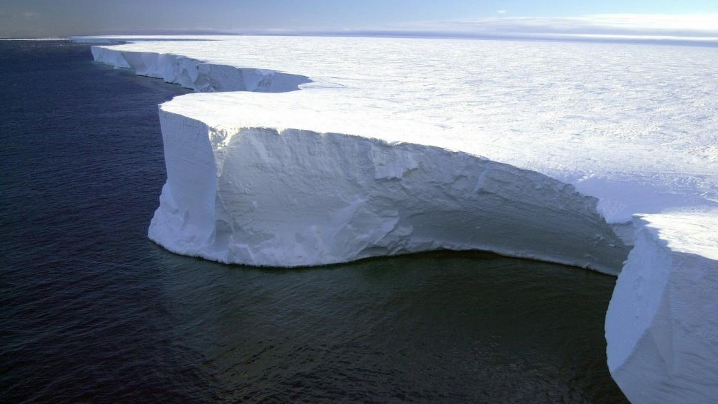 Айсберг с големината на Лондон се откъсна от Антарктика