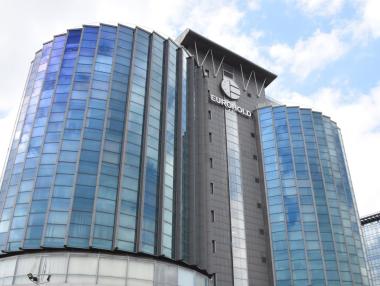 „Еврохолд“ ще търси €100 млн. от борсата за ЧЕЗ
