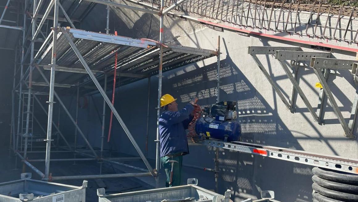 Галерия :: Снимка 3 :: Тунел „Витиня“ вече е почти готов (снимки)}