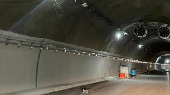 Тунел „Витиня“ вече е почти готов (снимки)