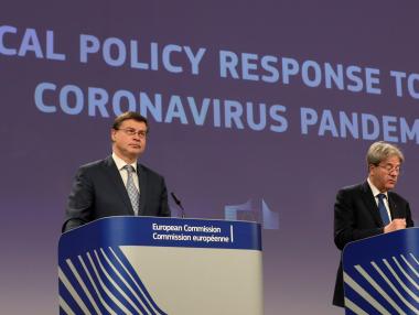 Брюксел не иска да повтаря стари грешки и ще е по-щедър в тази криза