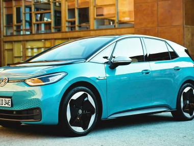 Volkswagen ID.3 се конкурира успешно с Model 3 на Tesla