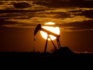 Новите надежди за икономиката оскъпиха петрола