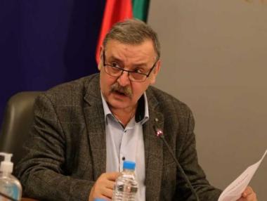 По-строгите мерки ще помогнат само ако ваксинираните се увеличават