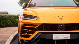 Клиентите на Lamborghini са още по-богати и компанията печели много от това