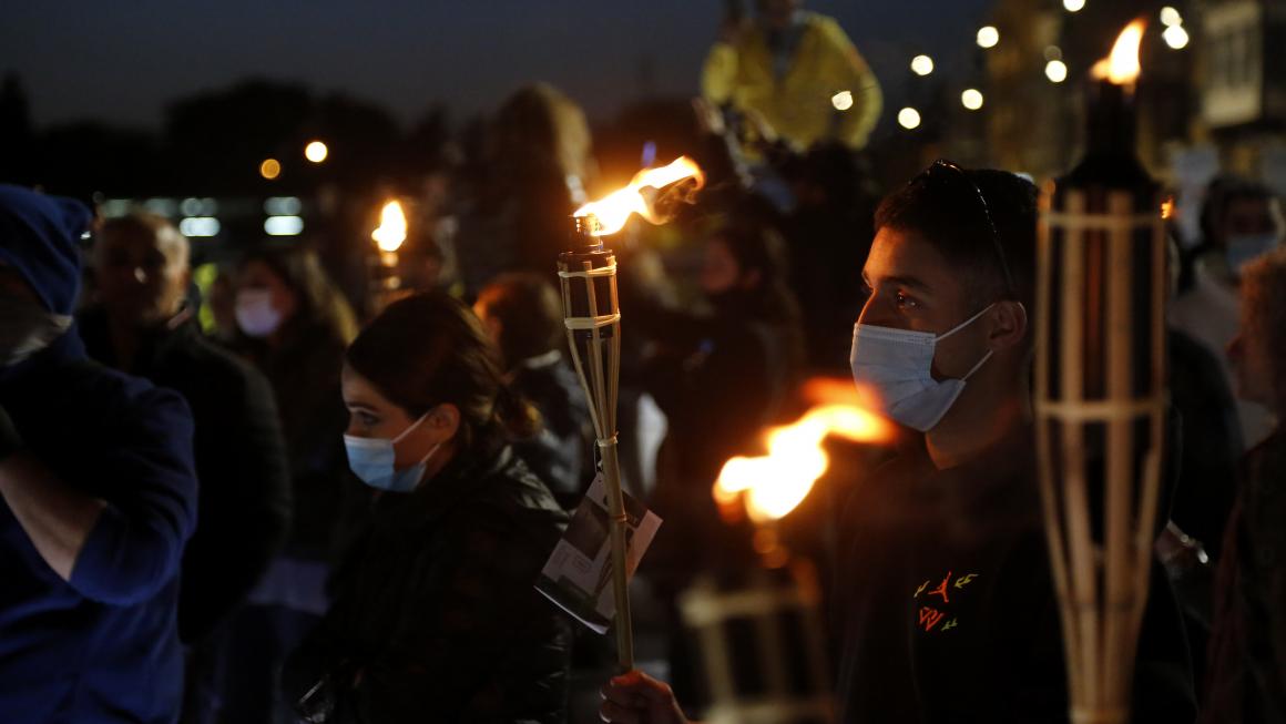 Галерия :: Снимка 7 :: Протестите против коронамерките в Европа в снимки}