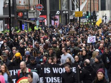 Протестите против коронамерките в Европа в снимки
