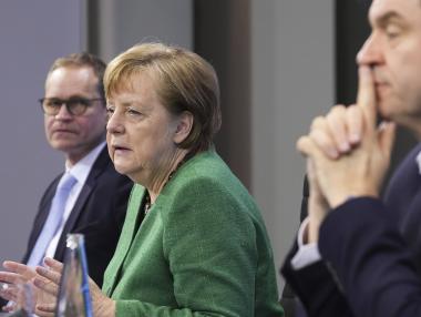 Магазините в Берлин ще изискват отрицателен PCR тест