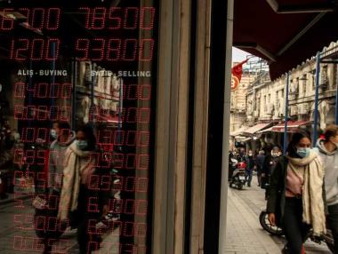 Турската лира потъва все по-дълбоко