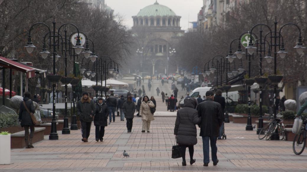 България стои стабилно на дъното в ЕС по заплати