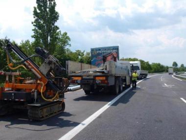 АПИ се похвали с ремонтирани 6 км от „Тракия“ край Чирпан