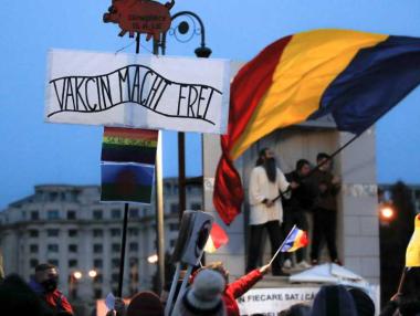 Румънската валута се обезцени до историческо дъно